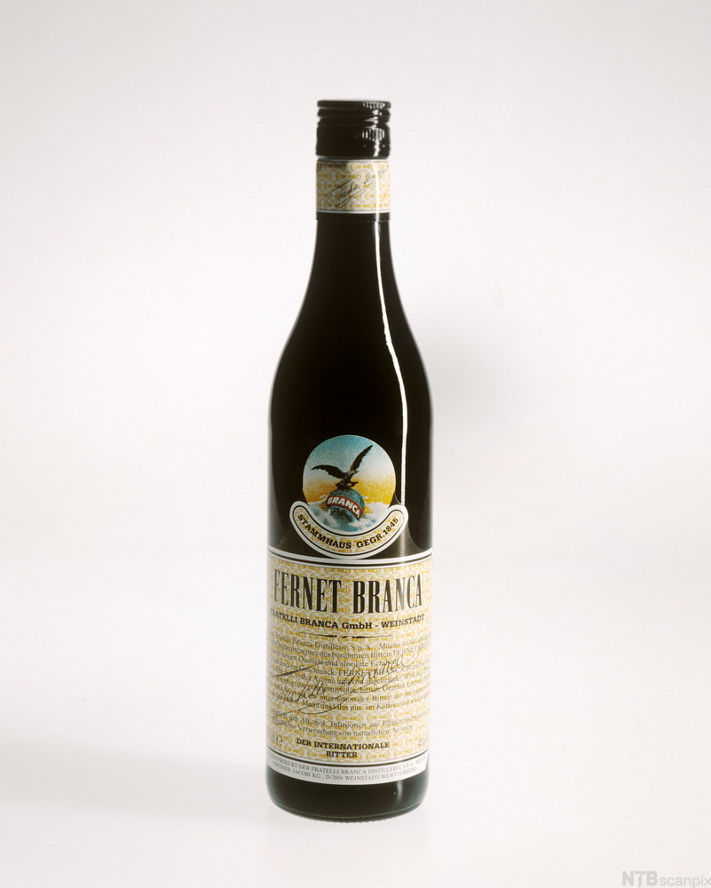 En flaske Fernet Branca. Foto.
