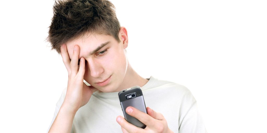 Baernie mobijletelefovnem steereminie. Guvvie.
