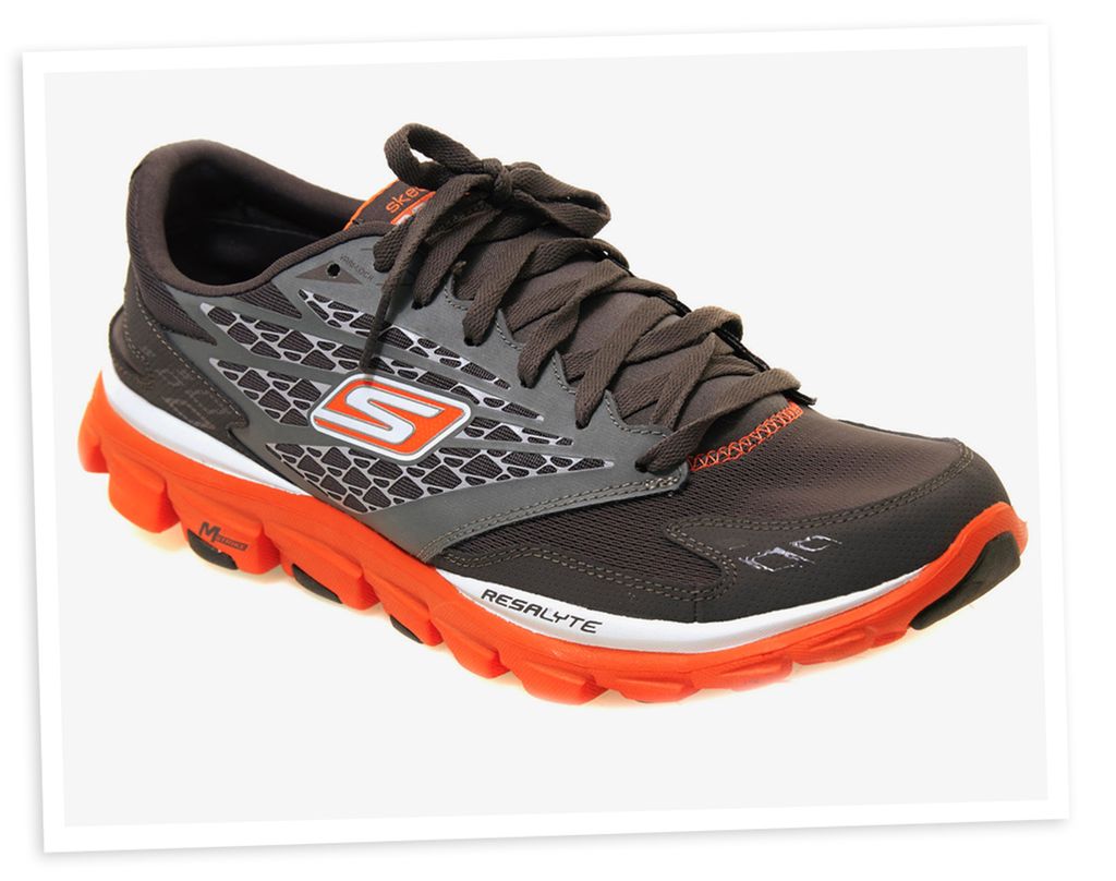 Produktfoto av en joggesko. Foto.