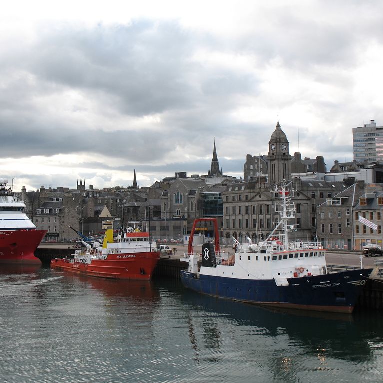 Aberdeen trawlers. Photo.