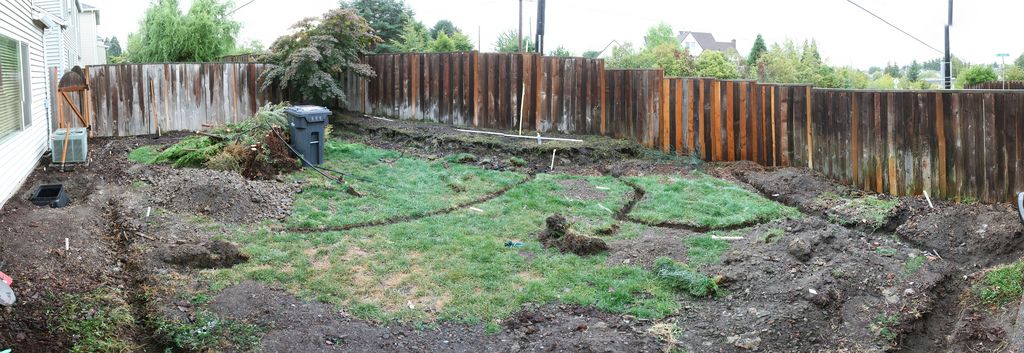 Hage før stell. Foto.