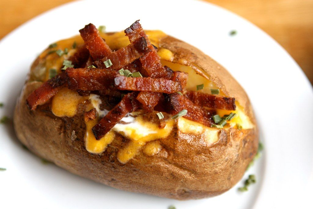 Bildet viser bakt potet