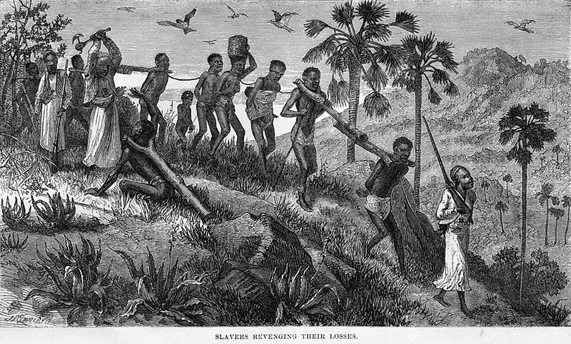 Slavehandlere med slaver. Vi ser en av vaktene som slår i hjel en av slavene som ikke klarer holde følge med de andre. Illustrasjon.