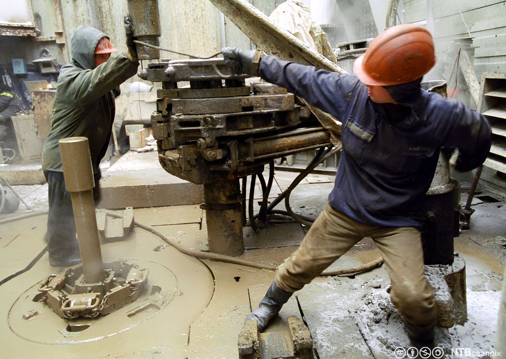 Boredekksarbeidere. Foto.