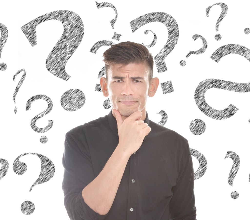 Nuorra dievdu jurdagiid siste ruohkká gáibbi. Oaivvi birra leat ollu gažaldatmearkkat. Govva.