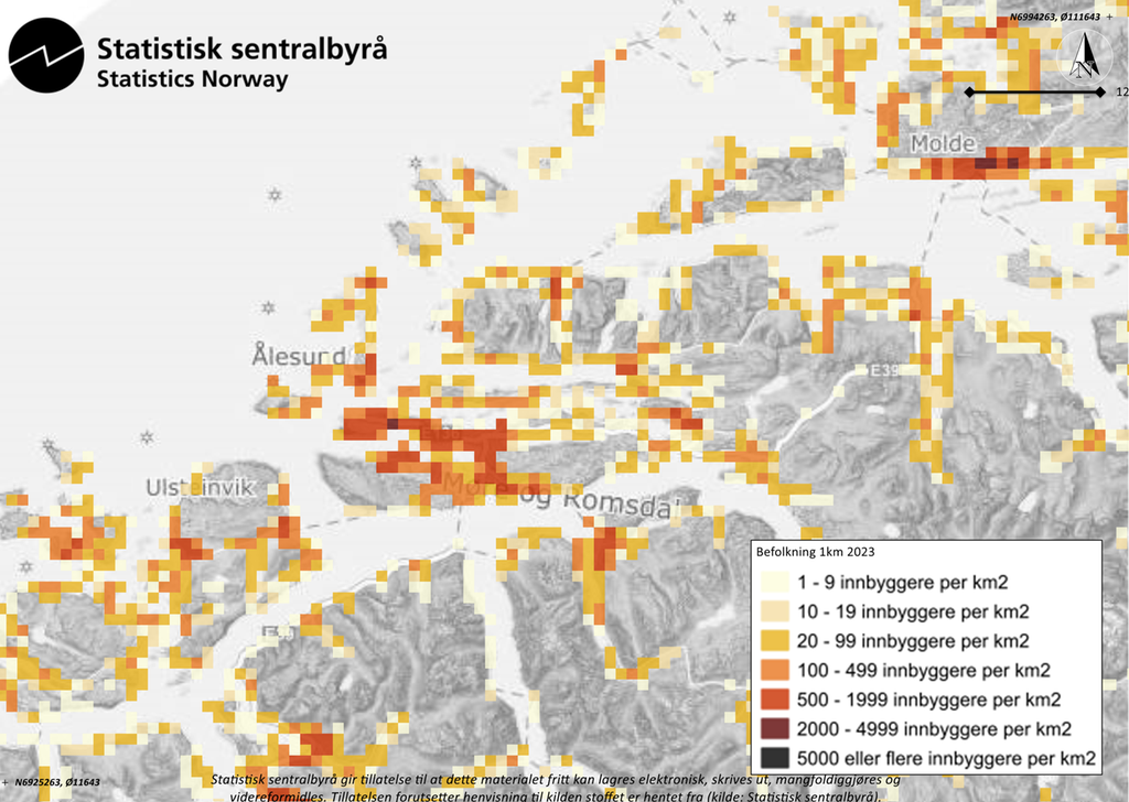 Kart over deler av kysten i Møre og Romsdal med kvadrater i ulike farger som indikerer befolkningstetthet. Illustrasjon.