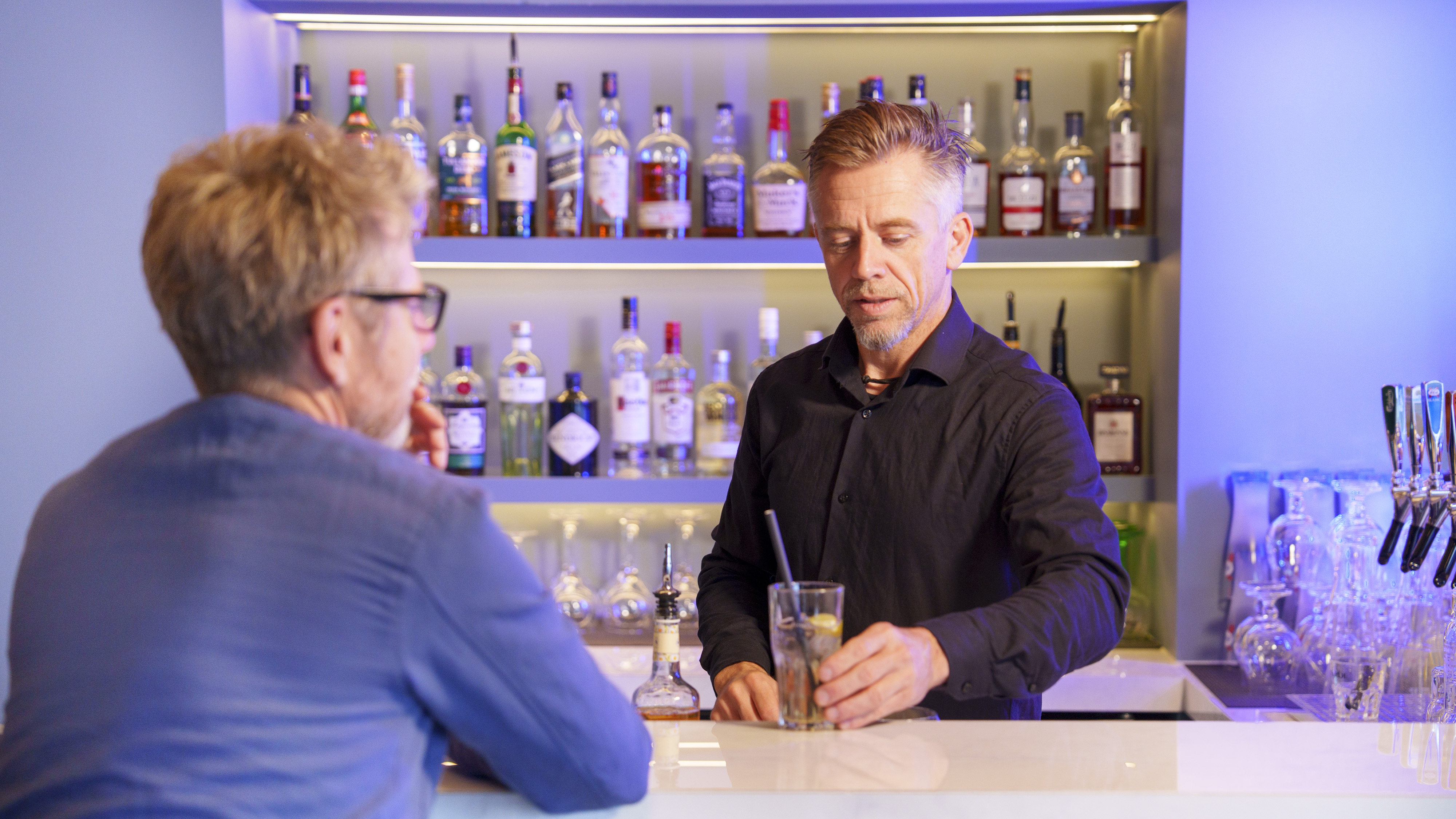 Kenneth Ravare Den profesjonelle bartenderen - Råvare, produksjon, salg og service (RM ...