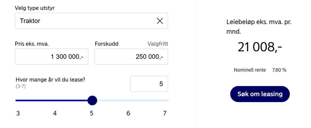 Skjermbilde fra en leasingkalkulator for traktor. Prisen uten merverdiavgift er satt til 1300000 kroner, og det er regnet med et forskudd på 250000 kroner. Leasingperioden er satt til fem år. Månedlig leiebeløp uten merverdiavgift er beregnet til 21008 kroner. Nominell rente er 7,60 prosent. Det er en knapp merket Søk om leasing. Skjermutklipp.