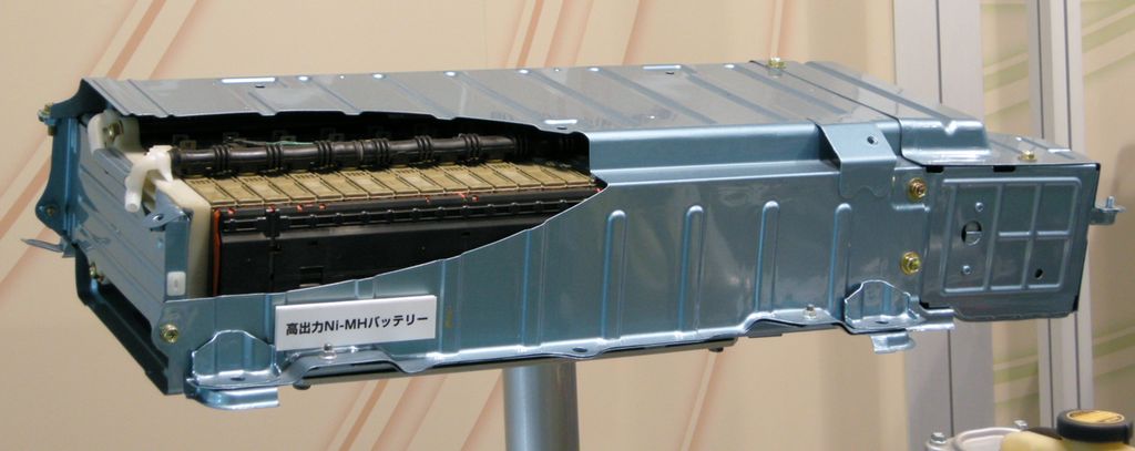 Gjennomskåret nikkel-metallhydridbatteri fra hybridbil. Foto.