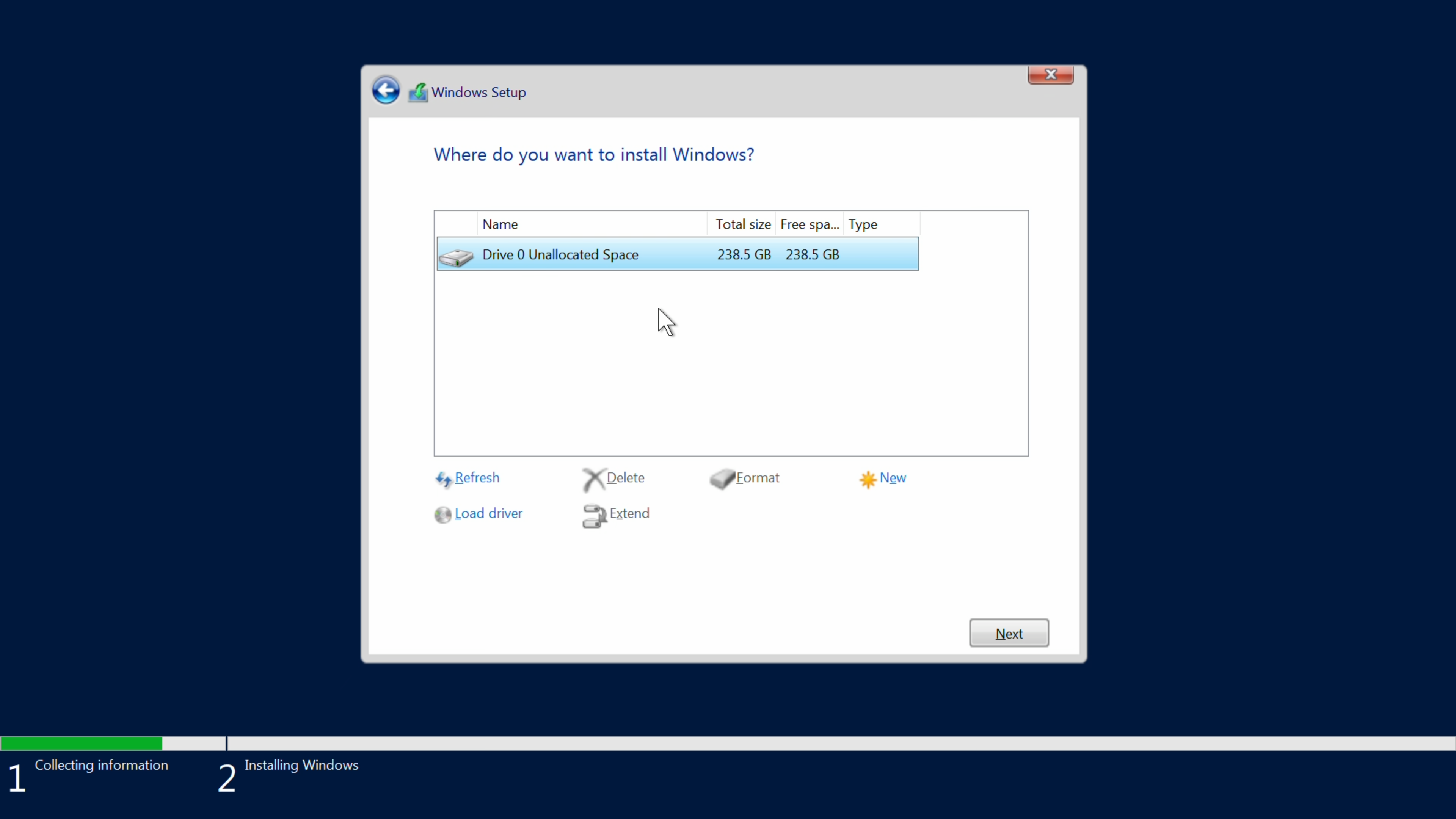 Liste med bare én linje, denne sier "Drive 0 Unnallocated Spare, Total size 238 GB, Free space 238 GB. Skjermbilde fra Windows Server 2019