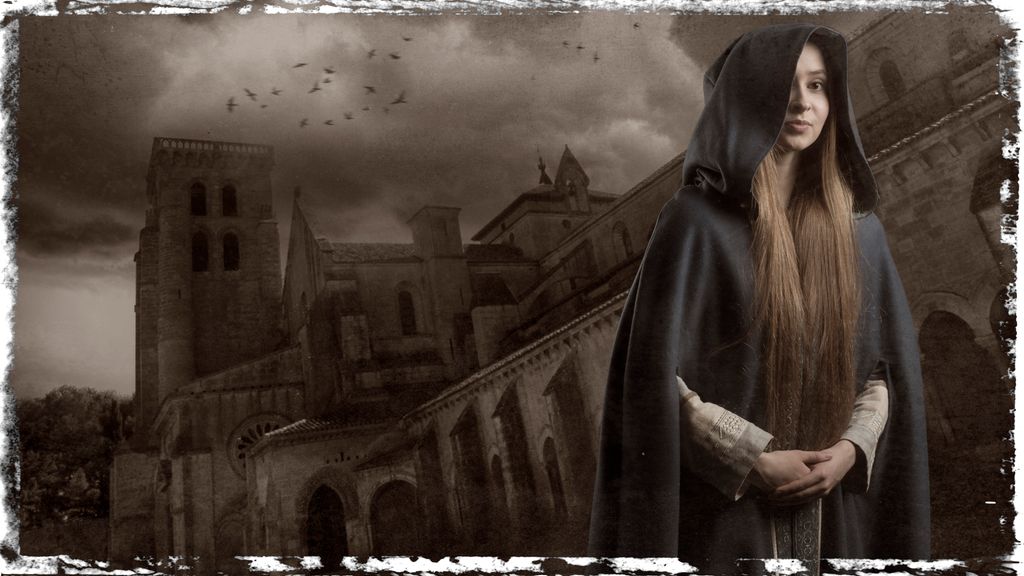 Ung kvinne med ansiktet delvis skjult av hetta på den mørke kappa hun har på seg. Hun står foran en stor steinbygning med flere tårn. Manipulert foto.