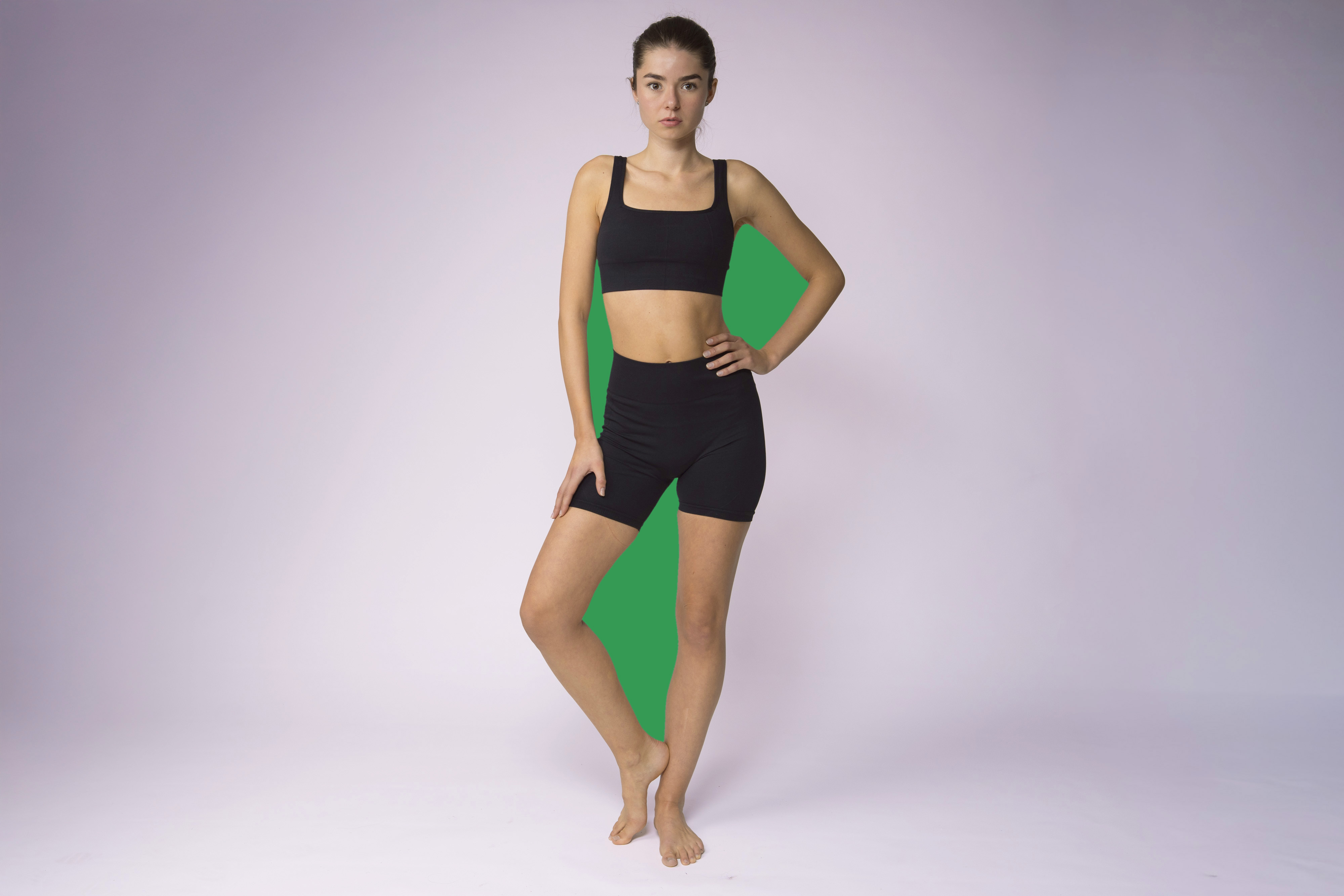 Kvinneleg modell. Foto.