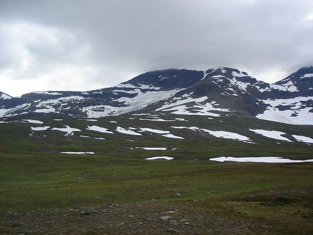 Tsoevtsh, dennie Mohtseretjåhkesne, Stoerre vaeresne gïesege. Guvvie.
