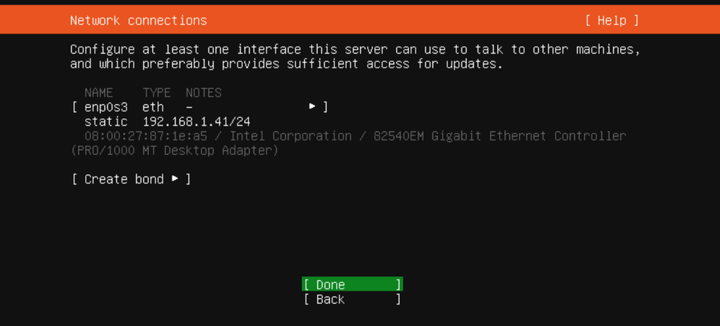 Nettverkskortinformasjon vises, og det er mulig å gå til undermeny for å justere disse. Skjermbilde fra Ubuntu Server 20.04.