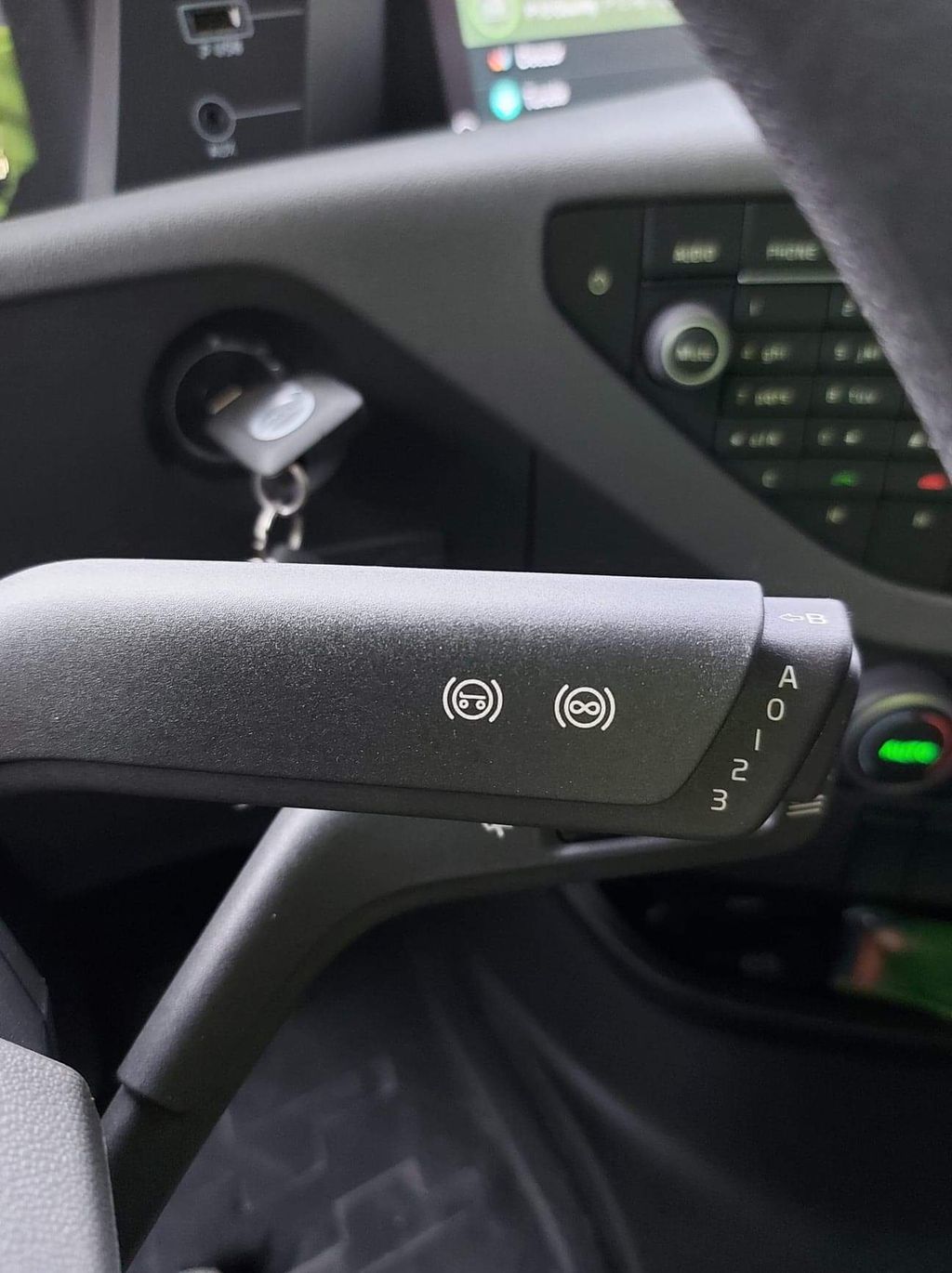 Bildet viser en retarder- spak fra en lastebil.