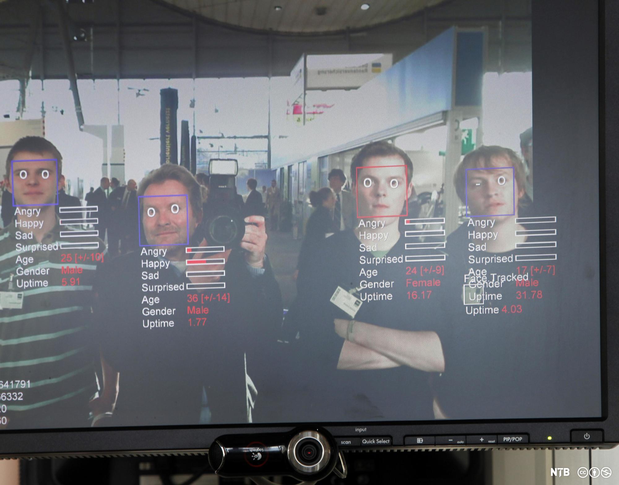 Fire personer avbildet på en dataskjerm. Bildet inneholder også  opplysninger om personenes sinnstilstand, alder, kjønn og høyde basert på digital analyse av kropp og ansikt. Foto.