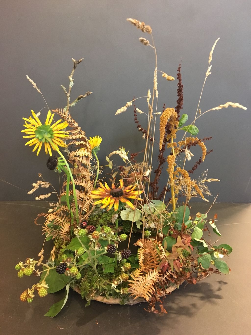 Blomsterdekorasjon. Foto.