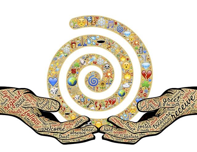 Hender som holder en spiral med ikoner. Illustrasjon.