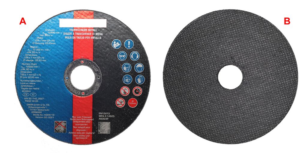 To bilder av kappskive, hvor den ene sida inneholder informasjon og den andre er helt svart. Foto.