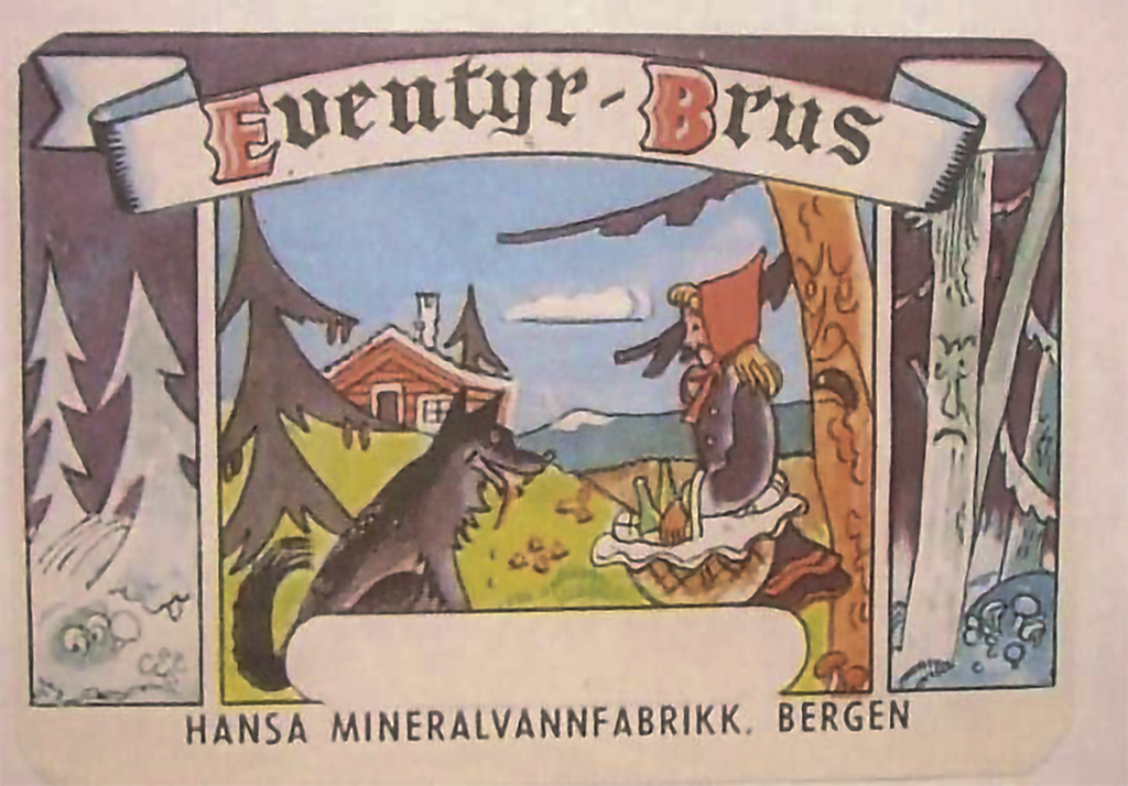 Eldre etikett til Eventyr-Brus frå Hansa Mineralvannfabrikk i Bergen. Raudhette snakkar med ulven ute i skogen. I bakgrunnen ligg huset til bestemor. Illustrasjon.