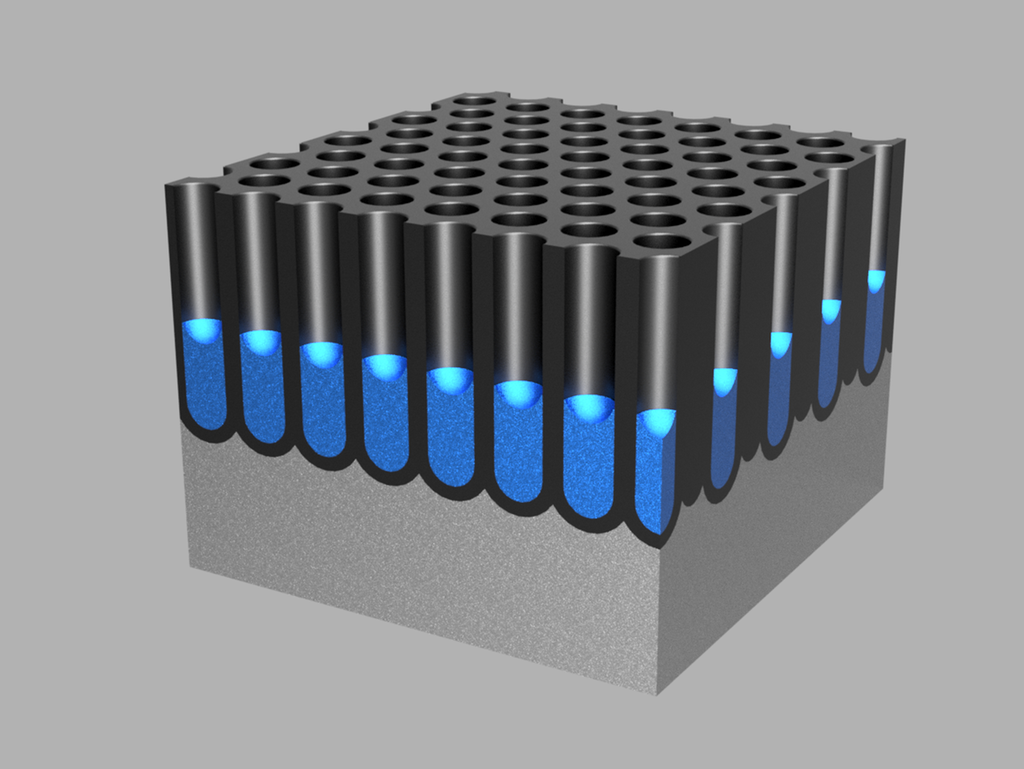 Rektangulær kloss med mange dype hull i overflata. Hulla er delvis fylt med blå farge. Illustrasjon.