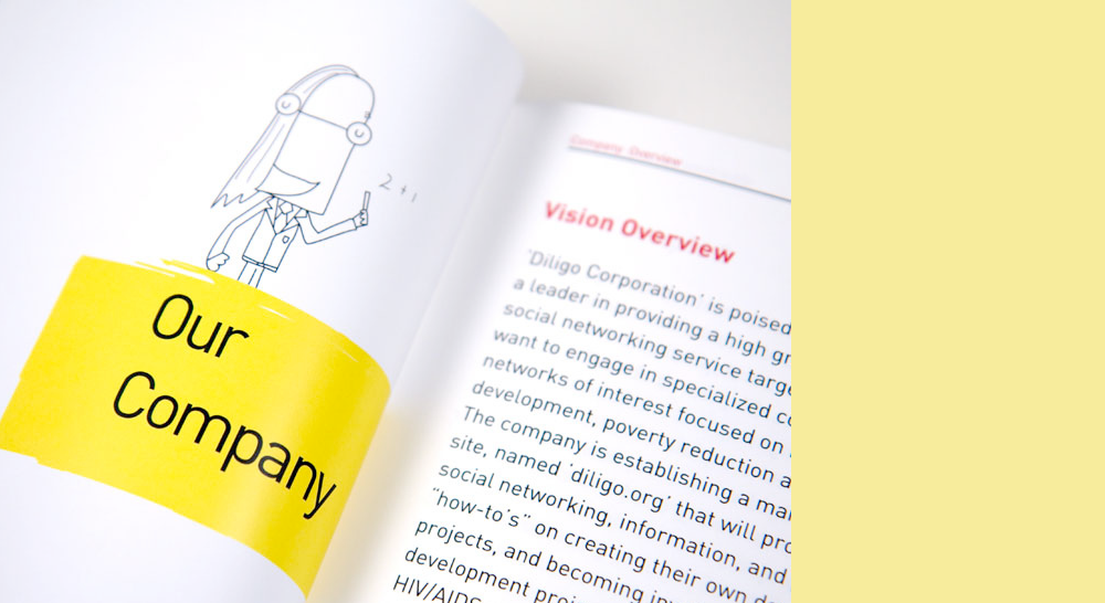 Oppslag i en designmanual. Foto.