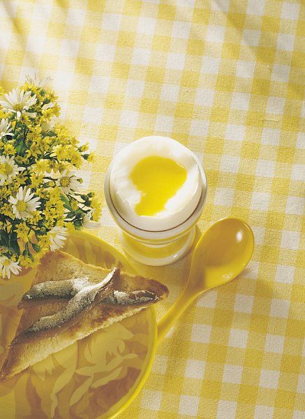 Egg med ansjos. Foto.