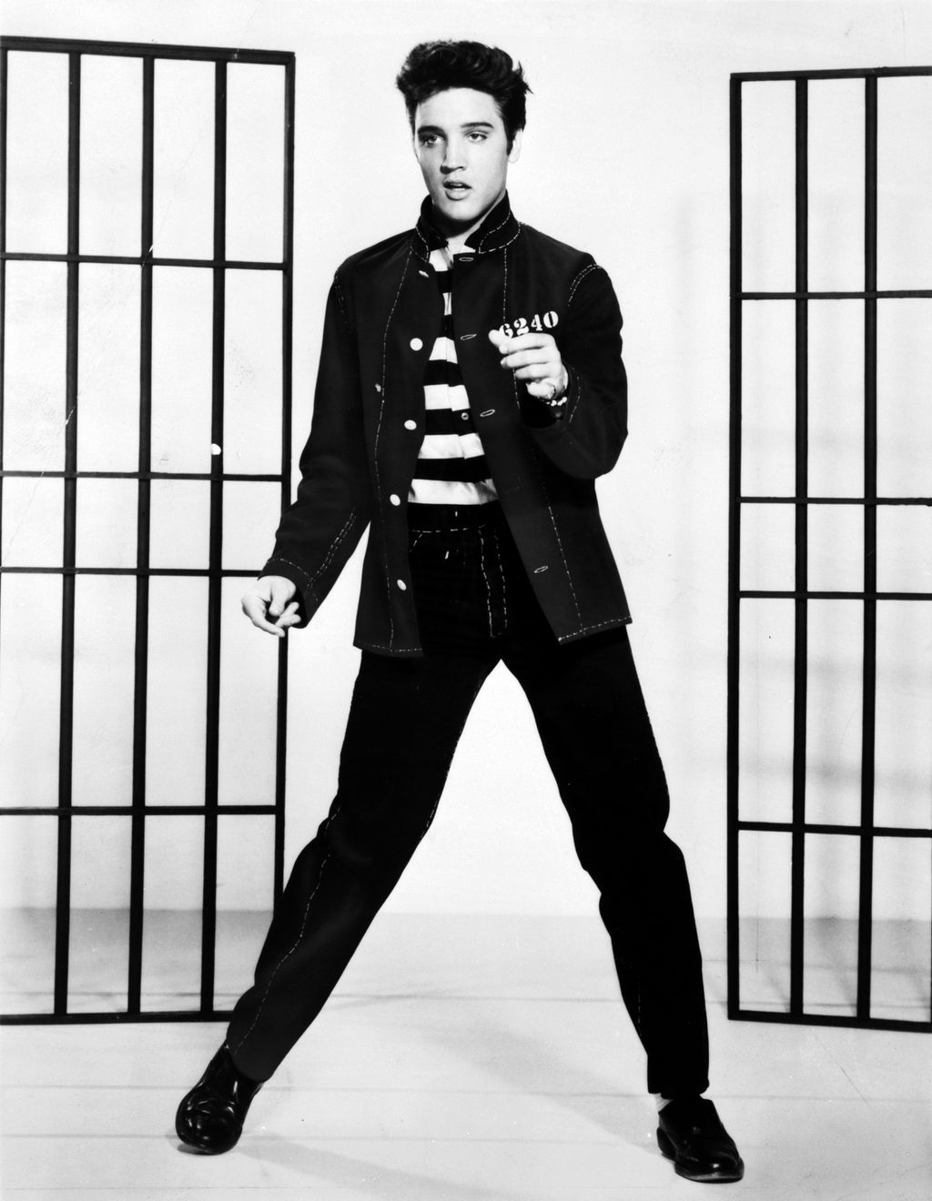 Elvis Presley i promotering for filmen Jailhouse Rock. Foto. 