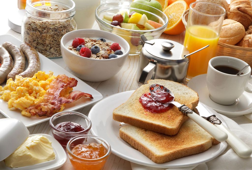 Frukostbord. Foto.