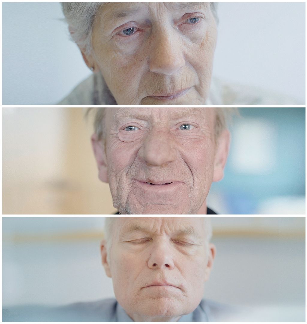 Tre ansikter av eldre mennesker. Foto.