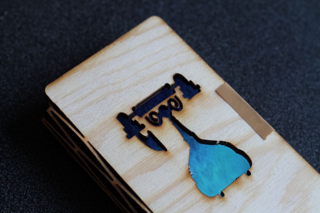 En prototype skjært ut med laser i kryssfiner av furu. Foto