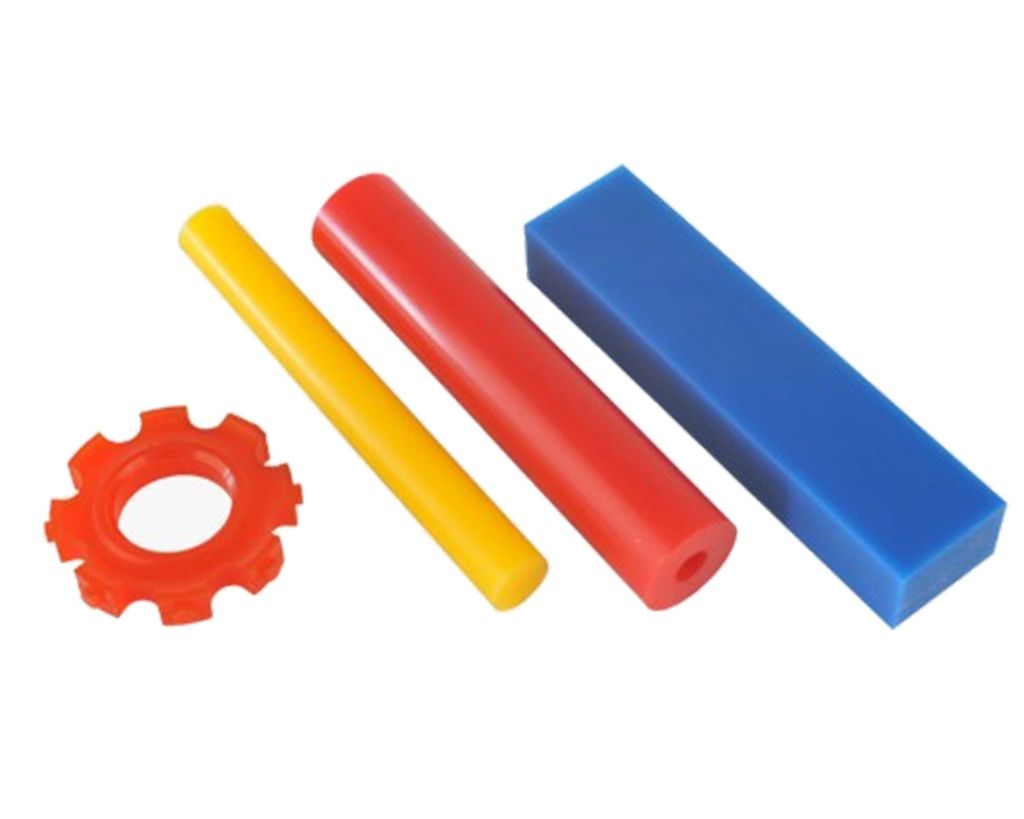 Fjørelement i ulike former og fargar. Foto.