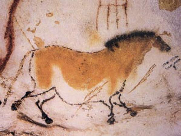 Hulemaleri av hest fra Lascaux i Frankrike. Foto. 