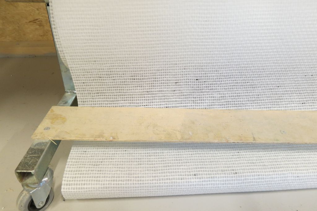 Glassfibertapet på rull. Foto.