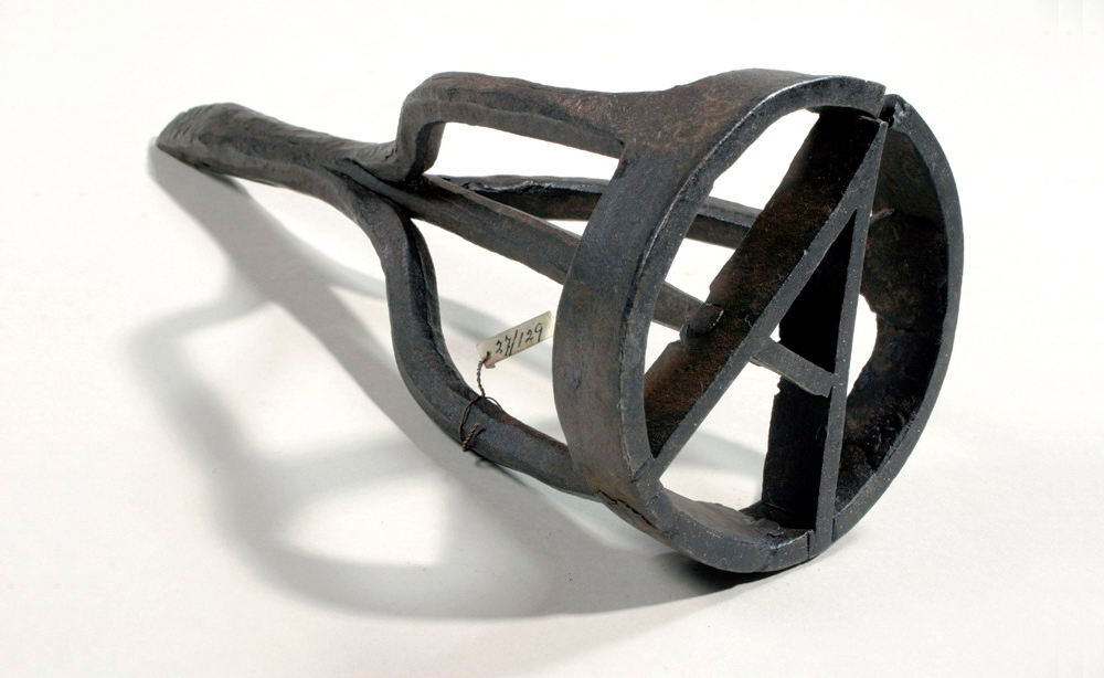 Brennjern for merking av dyr. Foto.