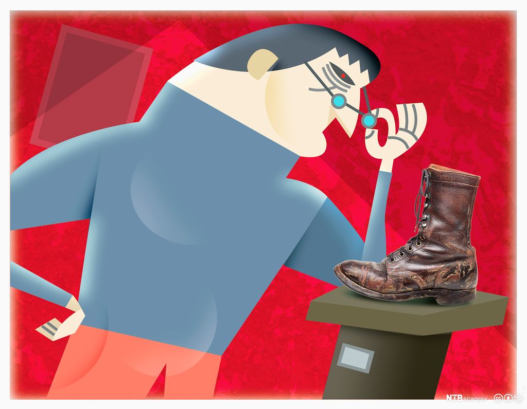 Mann studerer en gammel snøre-støvel som er utstilt som et kunstverk i et galleri. Illustrasjon.