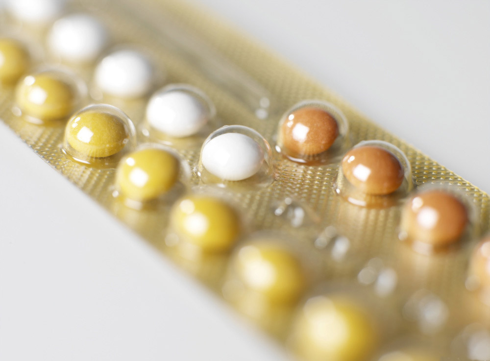 Brett med p-piller. Foto.