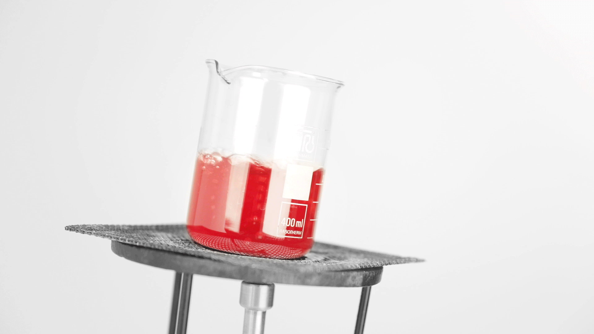 Mihtidancearki rukses golgosiin mii duoldá gássadola bajábealde. Govva. 