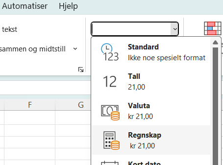 Skjermutklipp fra regnearkprogrammet Excel der nedtrekksmenyen for celleformat er åpnet og valget "Regnskap er uthevet". Skjermutklipp.