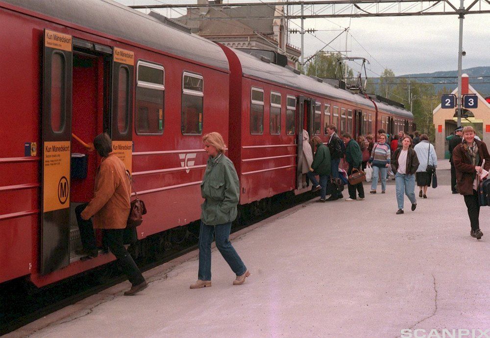 Rööpses ruevtieraajroe staasjovnesne. Guvvie.