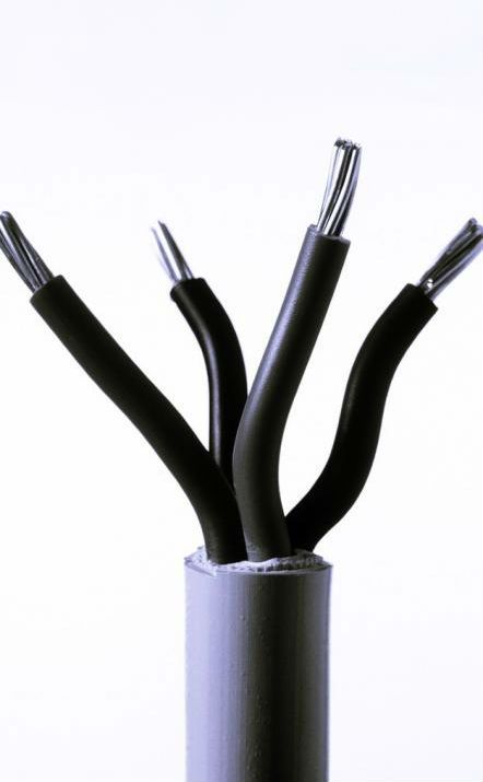 Avisolerte leidningsendar. Foto.