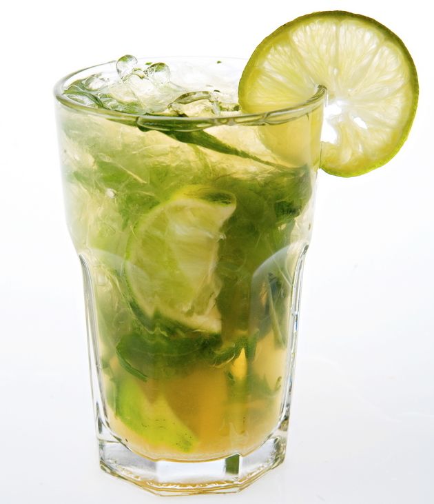 Eit glass med mojito.Foto.