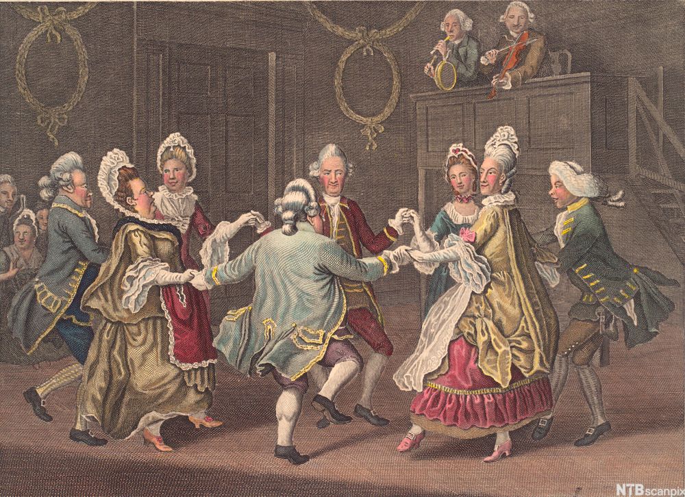 Festkledde mennesker som danser i ring til fiolinmusikk. Maleri.