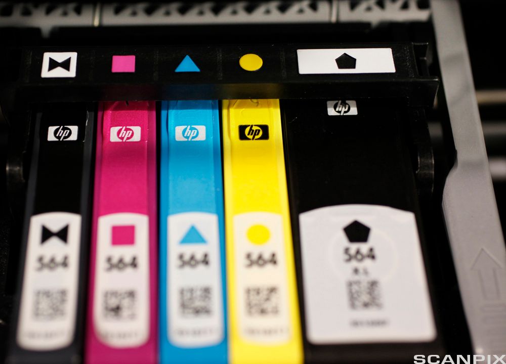 Fargepatroner i en skriver. Foto.