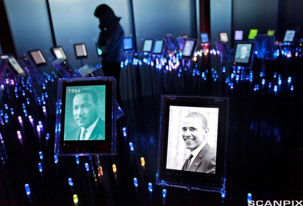 Images of Martin Luther King and Barack Obama at the Nobel Peace Centre. Photo.