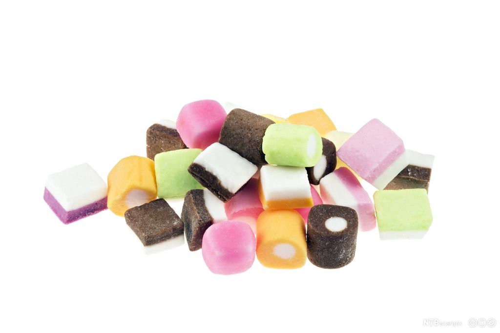 Fargerikt smågodt. Foto.