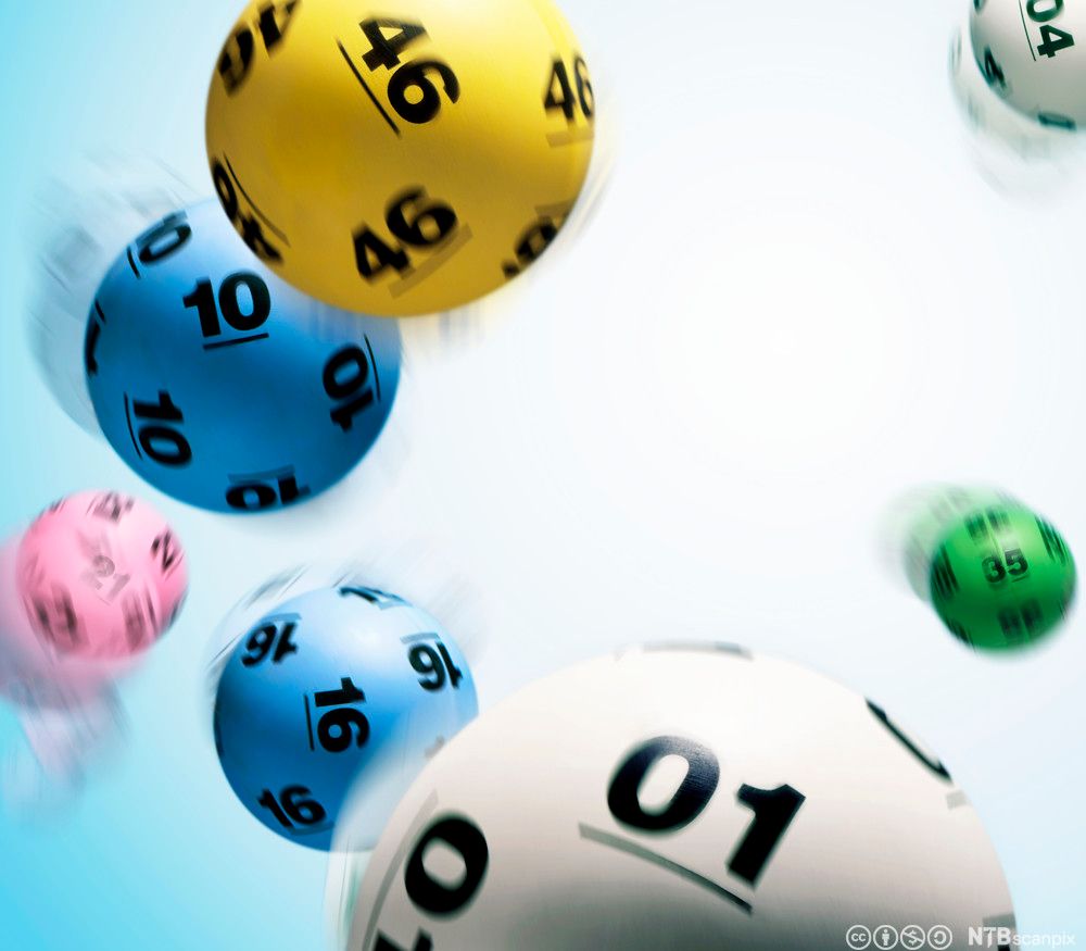 Lottokuler i bevegelse. Foto.