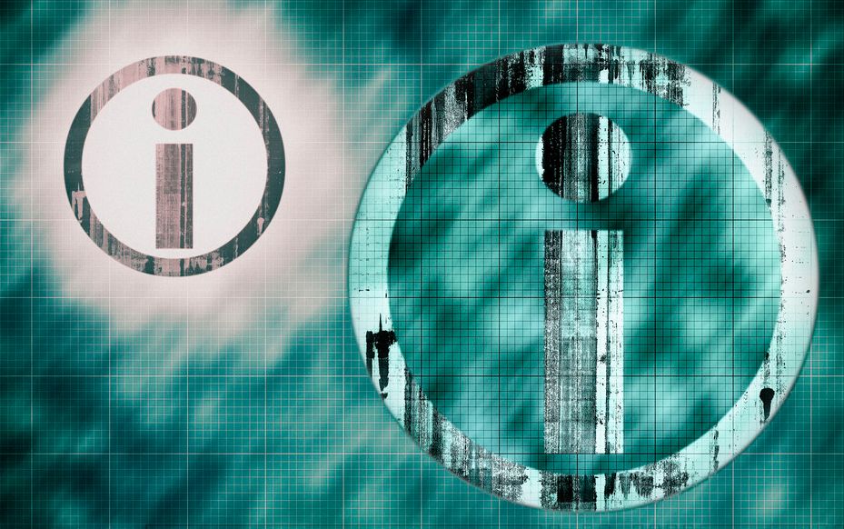 Informasjonsikon. Ein sølvfarga "i" er illustrert inne i ein sølvfarga ring. Eit identisk ikon er illustrert i ein mindre storleik i bakgrunnen. Illustrasjon.