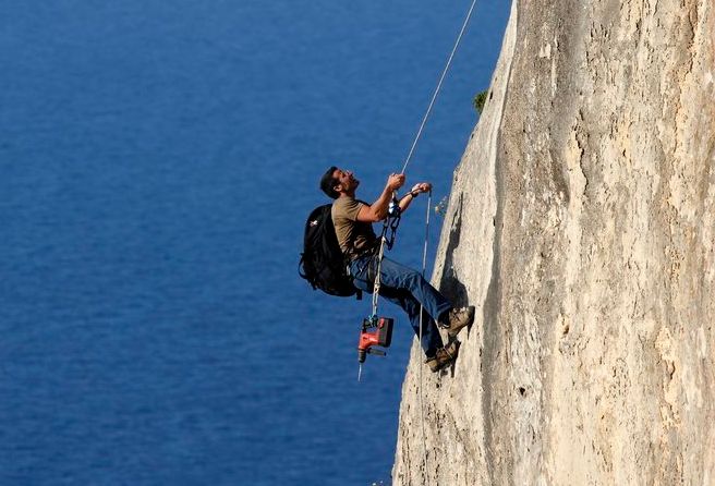 Foto av en fjellklatrer.