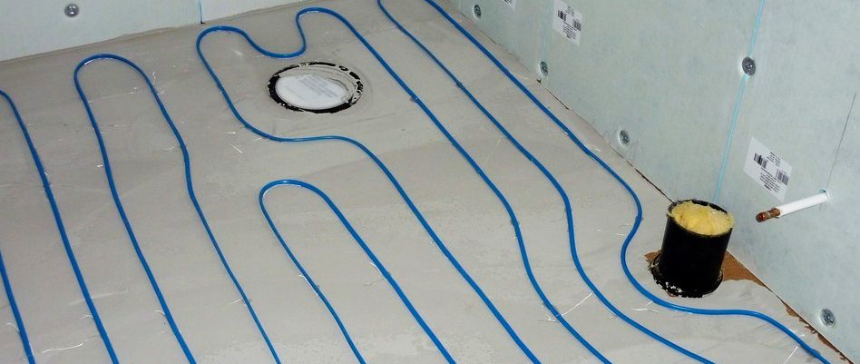 Varmekabler i gulv. Foto.